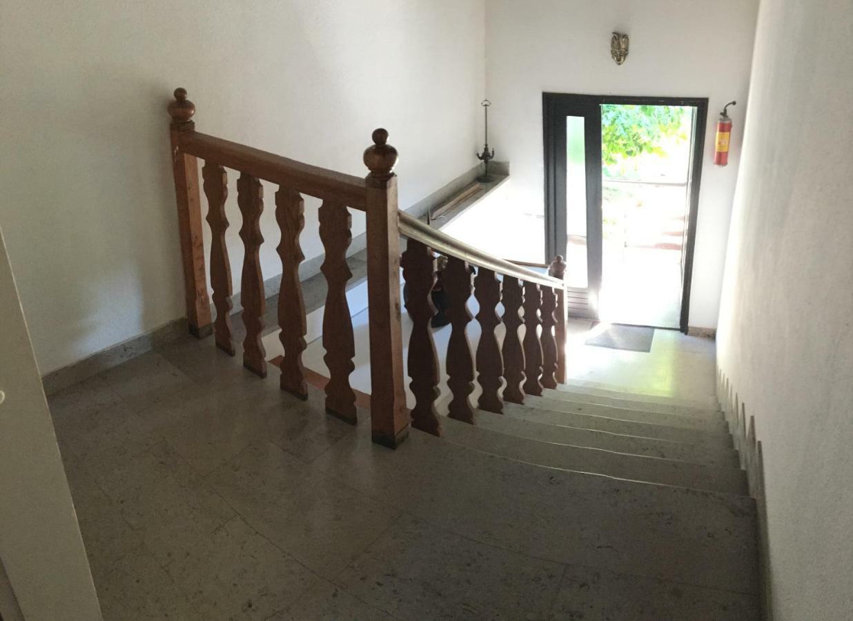 Two-Bedroom Countryside Apartment Marčana エクステリア 写真